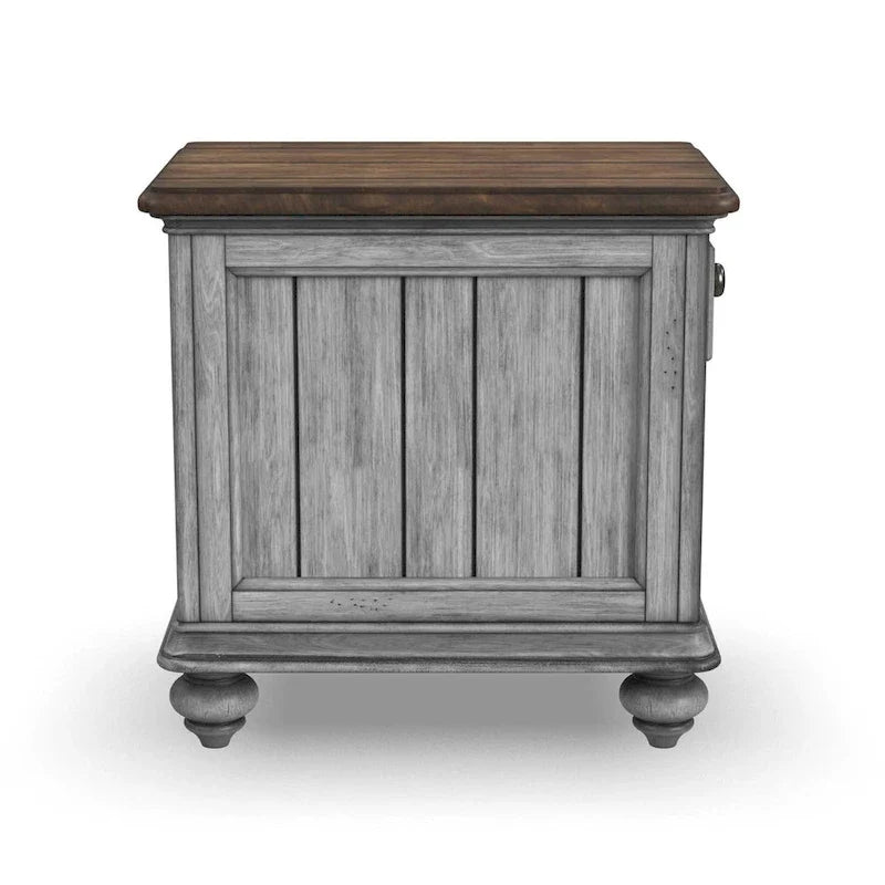 Table d'appoint Plymouth marron en bois par Flexsteel - 16 x 23 x 23
