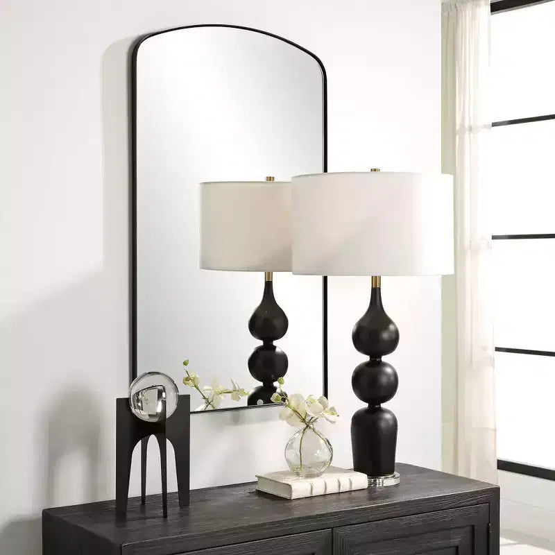 Miroir mural arqué noir mat, 24" x 40", profil moderne fin