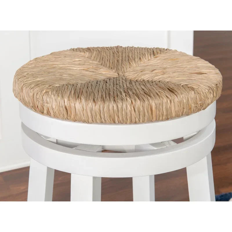 Tabouret de comptoir pivotant sans dossier Maya avec assise en jonc de mer