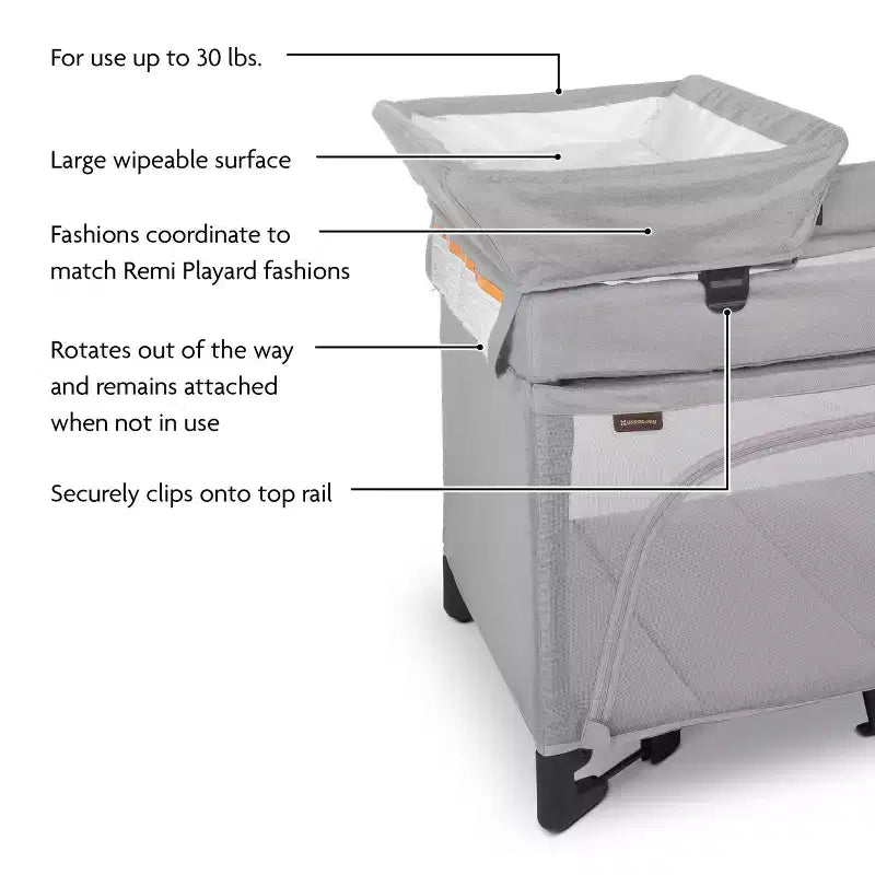 Accessoire table à langer pour couchette Remi, jusqu'à 13,6 kg, surface nettoyable