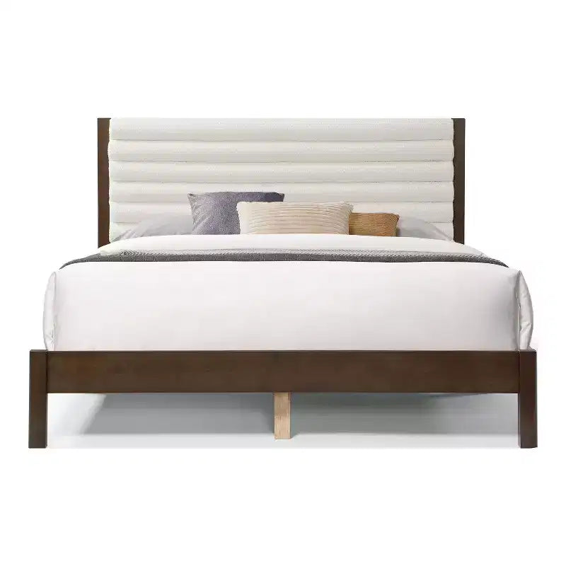 Lit plateforme Queen Belna avec revêtement en tissu bouclette, sommier tapissier non requis