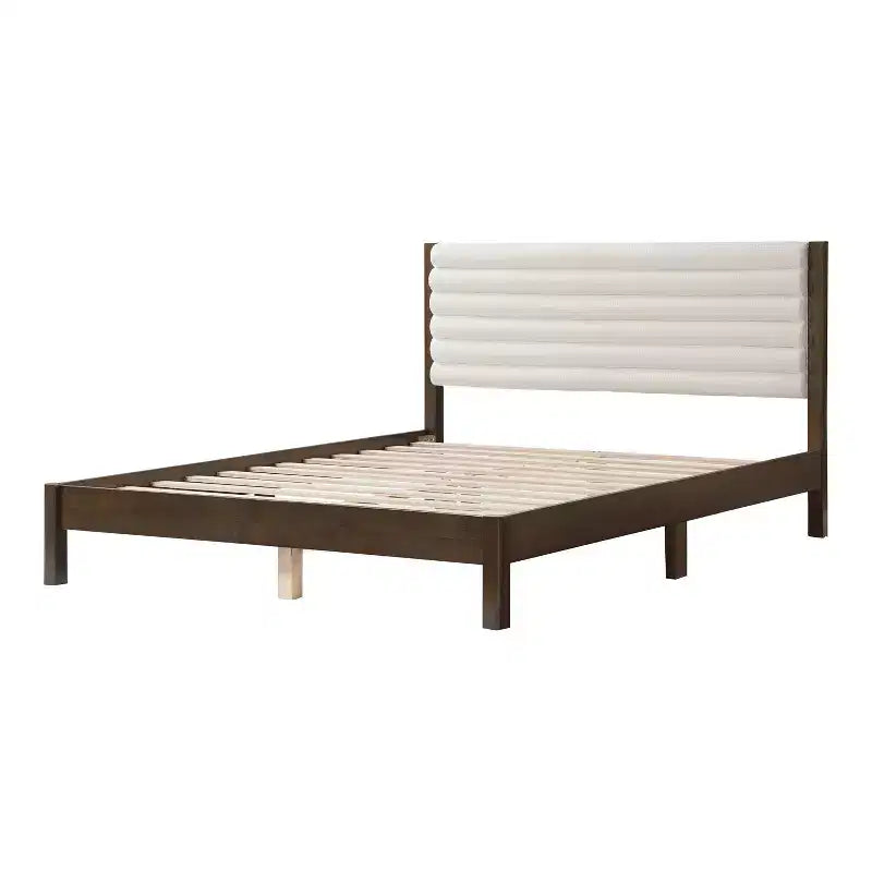 Lit plateforme Queen Belna avec revêtement en tissu bouclette, sommier tapissier non requis
