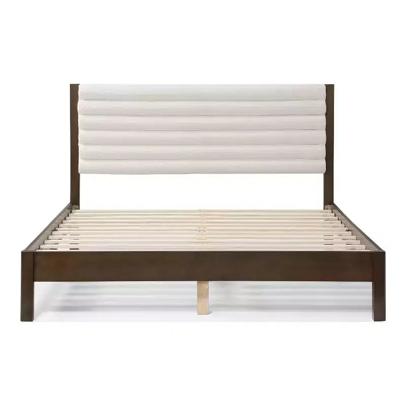 Lit plateforme Queen Belna avec revêtement en tissu bouclette, sommier tapissier non requis