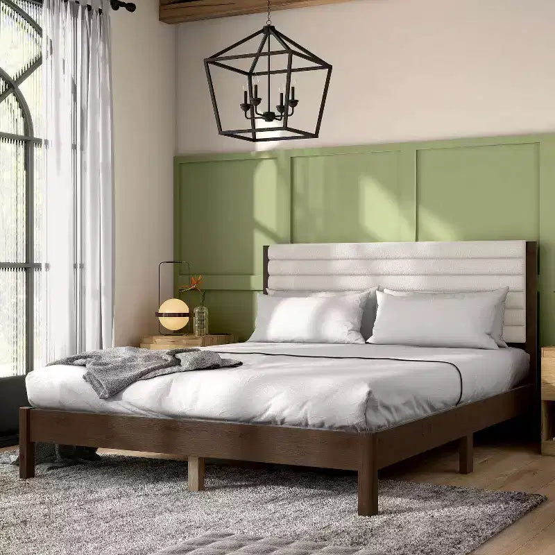 Lit plateforme Queen Belna avec revêtement en tissu bouclette, sommier tapissier non requis