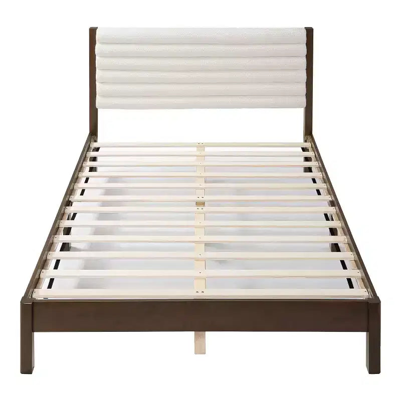 Lit plateforme Queen Belna avec revêtement en tissu bouclette, sommier tapissier non requis