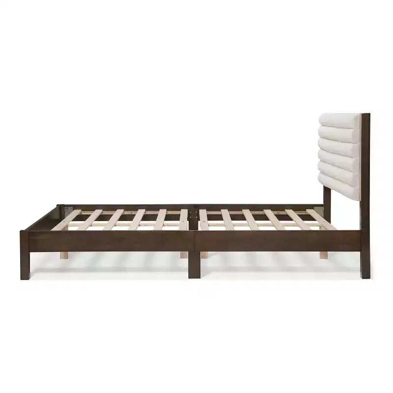 Lit plateforme Queen Belna avec revêtement en tissu bouclette, sommier tapissier non requis