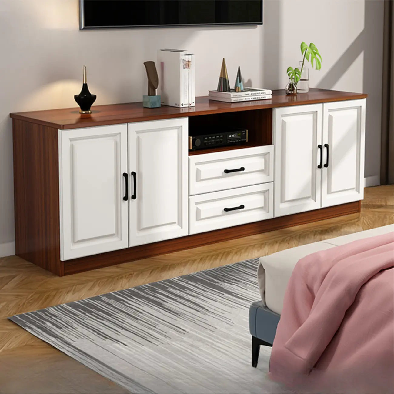Meuble TV moderne blanc en bois avec rangement et gestion des câbles