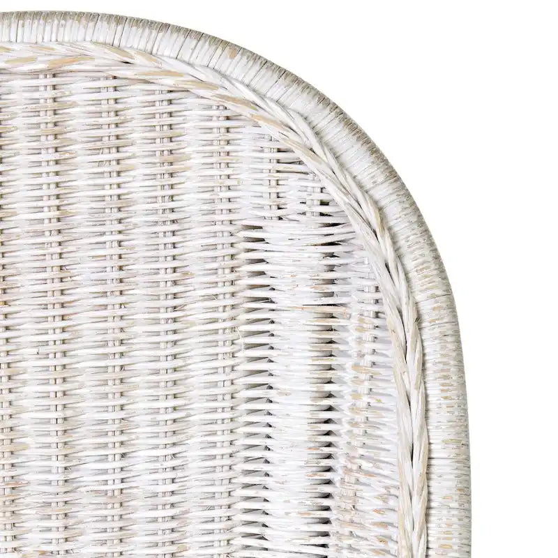 Chaise d'appoint de salle à manger capitonnée en rotin naturel par East at Main